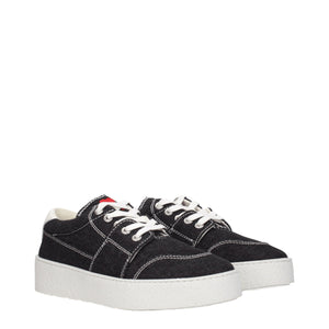 Schwarze Stoff-Sneaker mit niedrigem Schaft