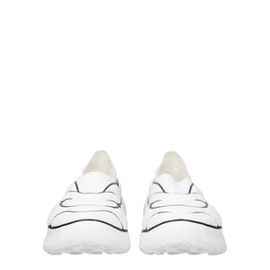 Weiße Stoff-Sneaker mit niedrigem Schaft