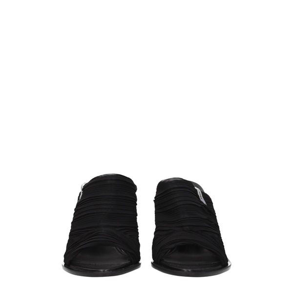 Schwarze Stoff-Plateausandalen