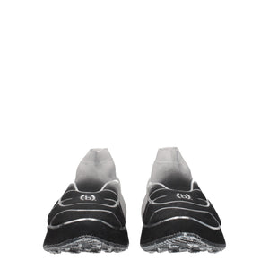 Schwarzer Stoff Sportliche Turnschuhe