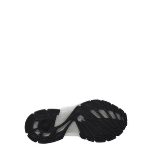 Weißer Stoff Sportliche Turnschuhe