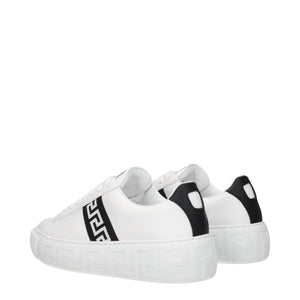 Weiße Sneakers aus Leder