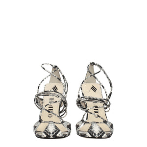 Weiße Leder-Stilettosandalen