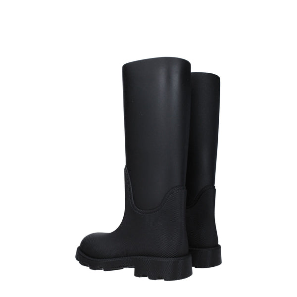 Schwarze Regenstiefel aus Baumwolle