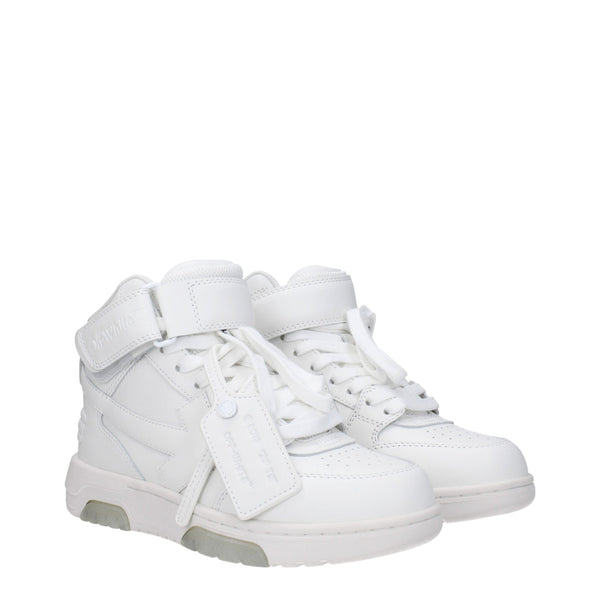 Hochwertige High-Top Sneaker aus weißem Leder