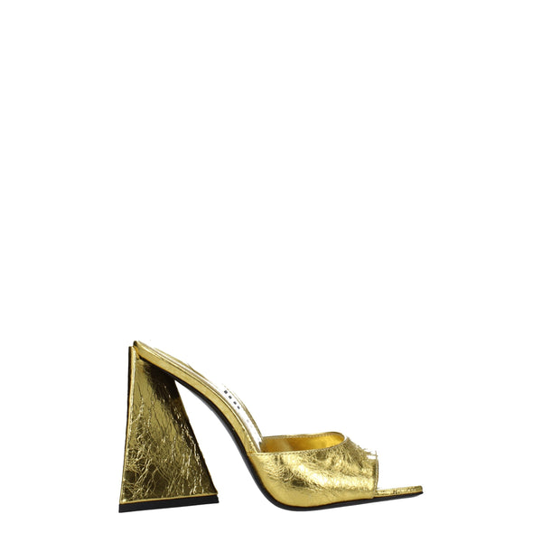 Goldene Ledersandalen mit Plateauabsatz