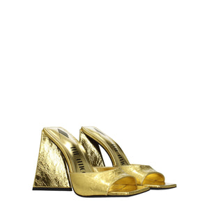 Goldene Ledersandalen mit Plateauabsatz