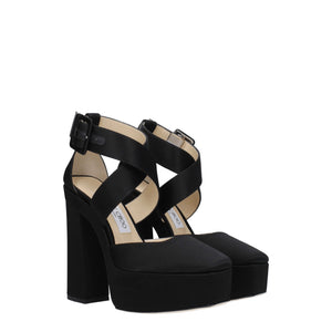 Schwarze Satin-Plateau-Sandalen