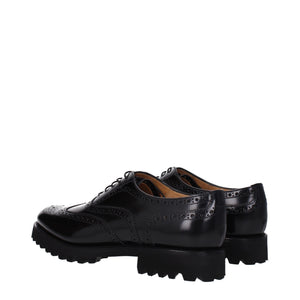 Schwarze Leder-Schnürschuhe im Oxford- und Derby-Stil