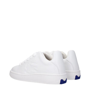 Weiße Sneakers aus Leder mit niedrigem Schaft