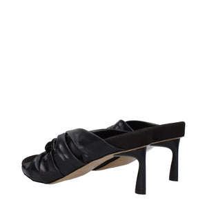 Schwarze Leder-Stilettosandalen