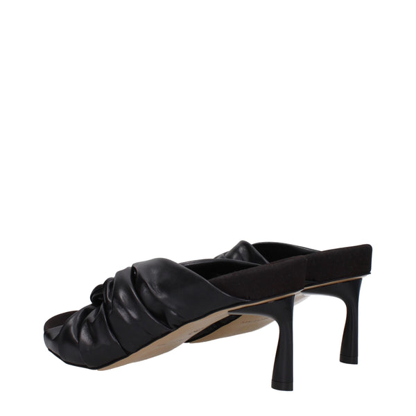 Schwarze Leder-Stilettosandalen