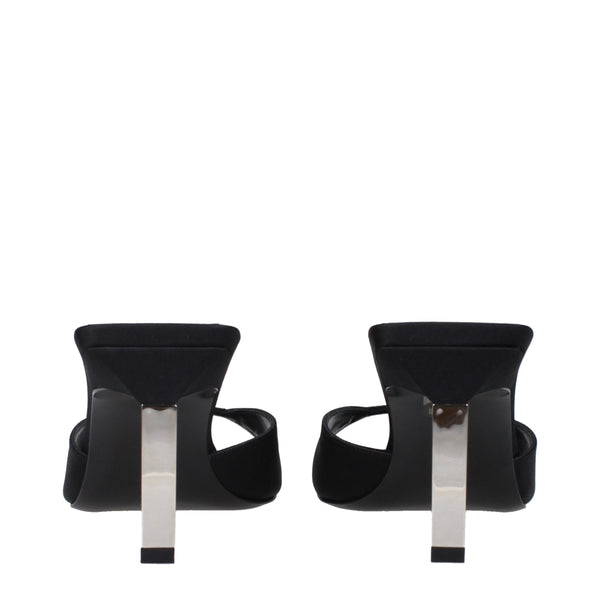 Schwarze Satin-Sandaletten mit Stiletto-Absatz