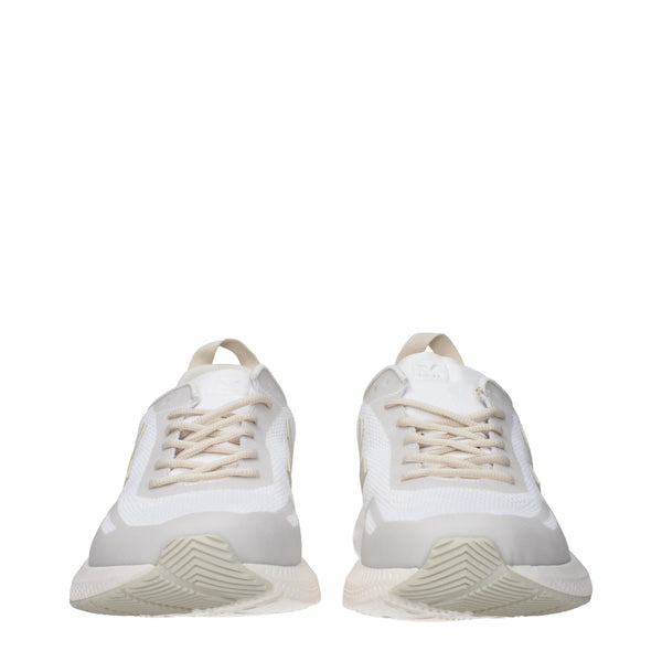 Weißer Stoff Sportliche Turnschuhe