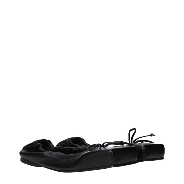 Schwarze Leder-Ballett-Flats