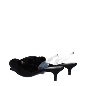 Schwarze Satin-Flachsandalen