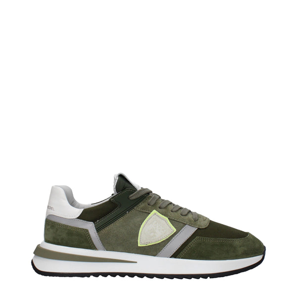 Grünes Leder Sportliche Turnschuhe