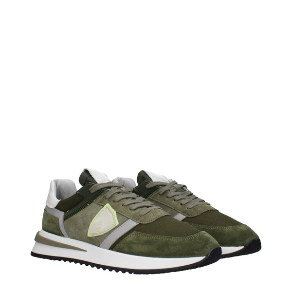 Grünes Leder Sportliche Turnschuhe