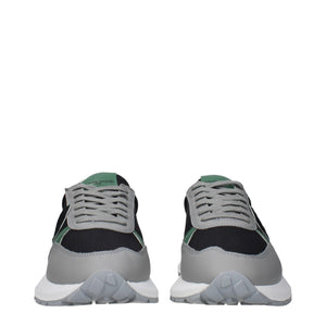 Schwarzer Stoff Sportliche Turnschuhe
