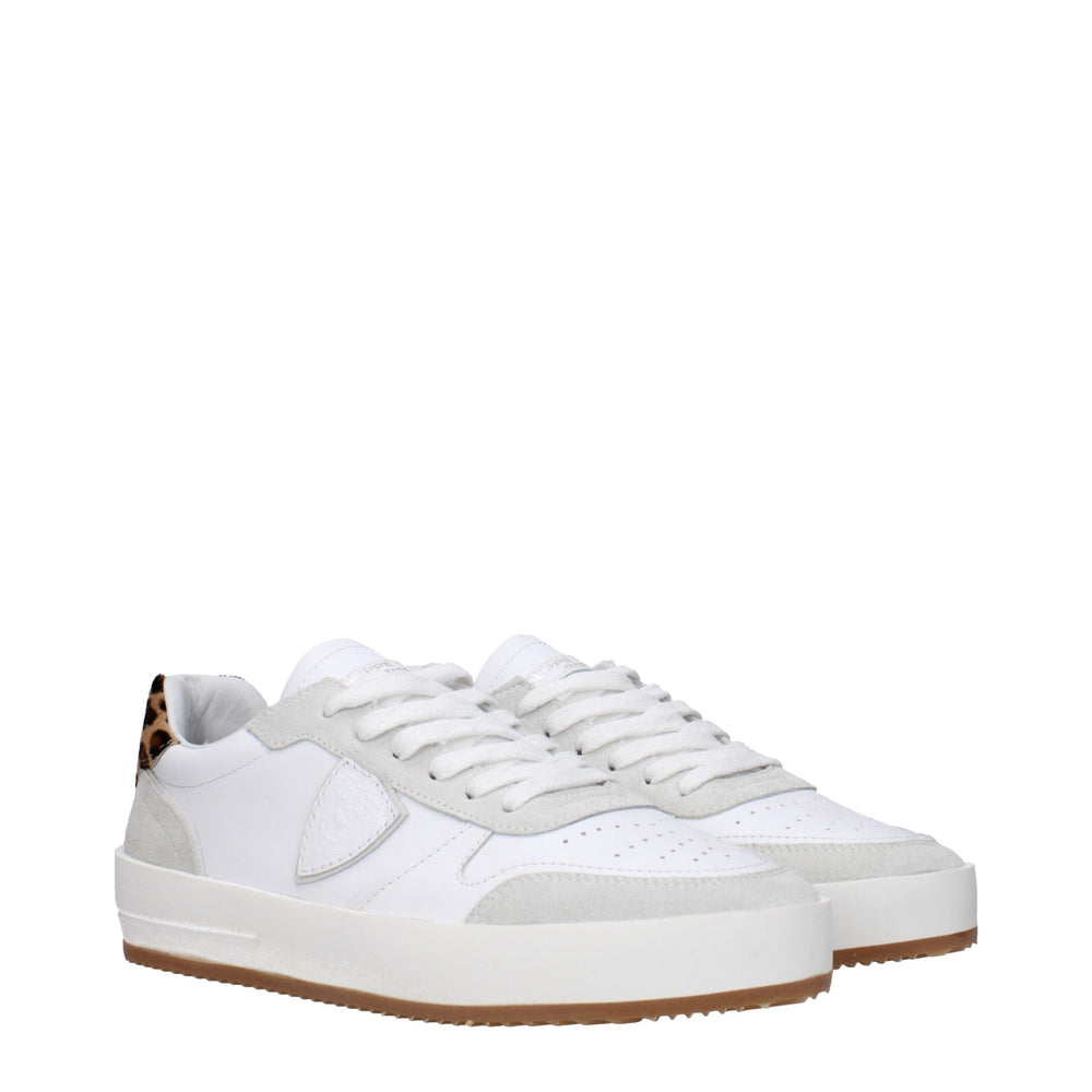 Weiße Sneakers aus Leder mit niedrigem Schaft