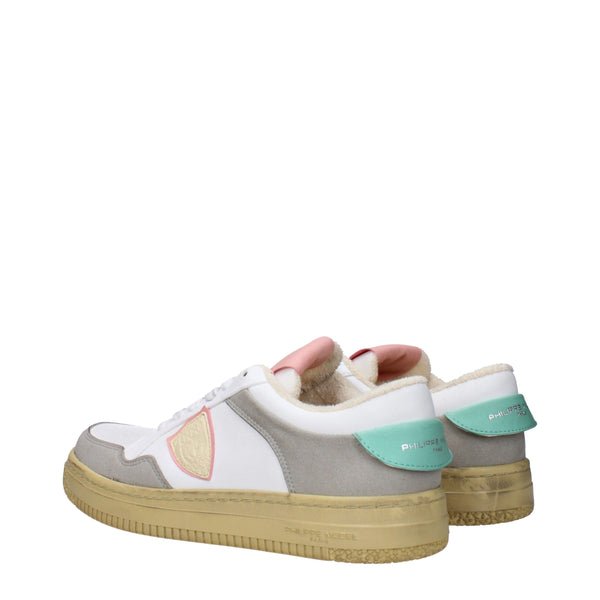 Weiße Sneakers aus Leder mit niedrigem Schaft