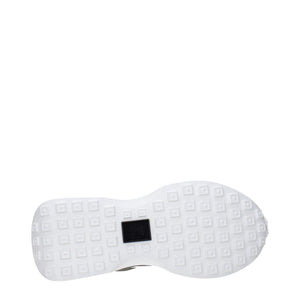 Weißer Stoff Turnschuhe