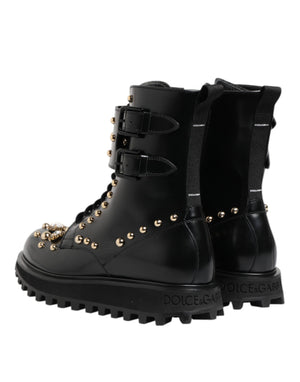 Schwarze Nietenschnürstiefel Schuhe mit mittlerer Weite