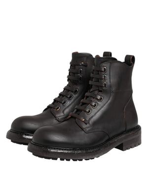 Dunkelbraune Leder-Schnürstiefel mit mittlerer Wade
