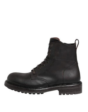 Dunkelbraune Leder-Schnürstiefel mit mittlerer Wade