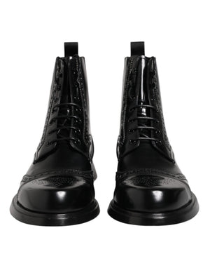 Schwarze Leder Schnürstiefel mit mittlerer Wade