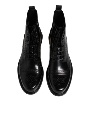 Schwarze Leder Schnürstiefel mit mittlerer Wade