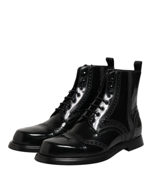 Schwarze Leder Schnürstiefel mit mittlerer Wade