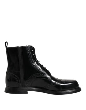 Schwarze Leder Schnürstiefel mit mittlerer Wade