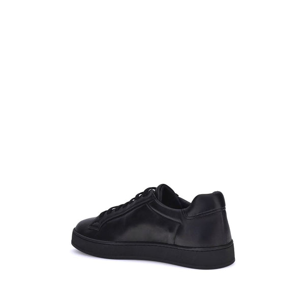 Schwarze Lamm-Sneaker Ovis Aries Aries mit niedrigem Schaft