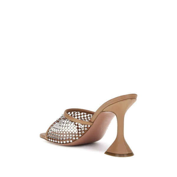 Beigefarbene Ziegenleder-Stilettosandalen