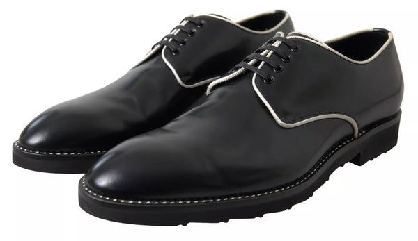 Schwarze weiße Lederschuhe für formelle Anlässe