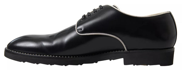 Schwarze weiße Lederschuhe für formelle Anlässe