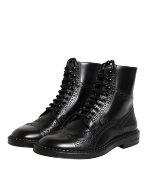 Schwarze Leder Schnürstiefel mit mittlerer Wade