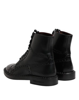 Schwarze Leder Schnürstiefel mit mittlerer Wade