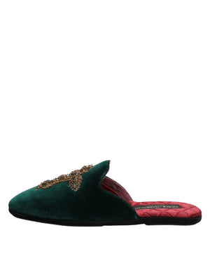 Grüner Samt Kreuz verschönert Pantoffeln Schuhe