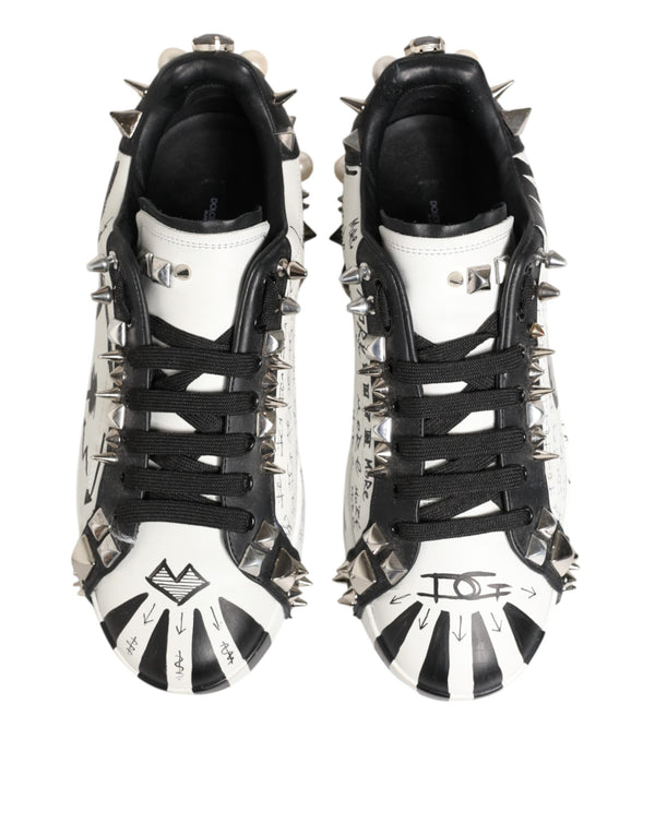 Weiße Nieten bedruckte Low Top Sneakers Schuhe