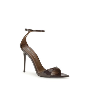 Schwarze Leder-Stilettos mit Absatz