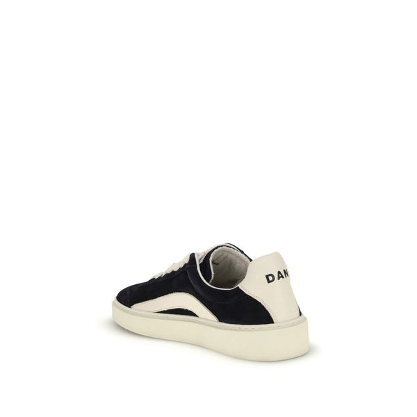 Schwarze Low-Top-Sneaker aus Kalbsleder Bos Taurus