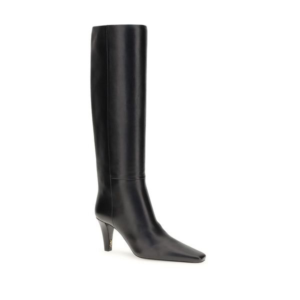 Schwarze Lederstiefel mit hohem Absatz