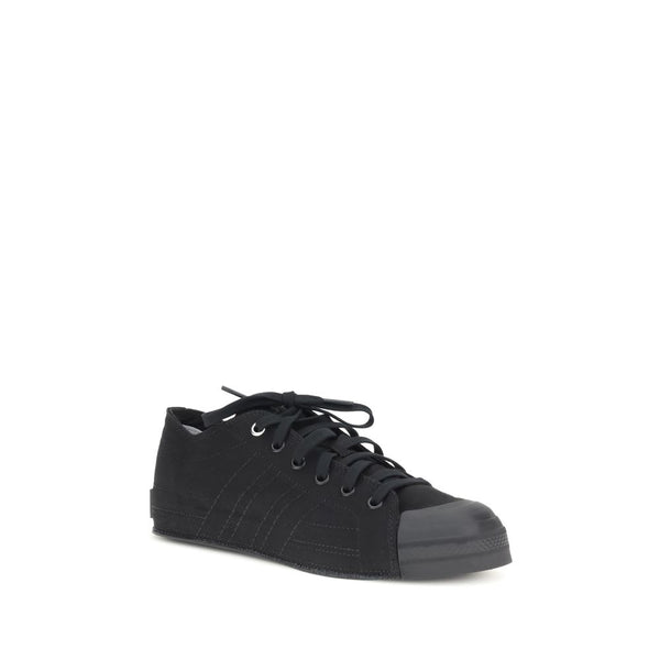 Schwarze Stoff-Sneaker für Sport und Freizeit