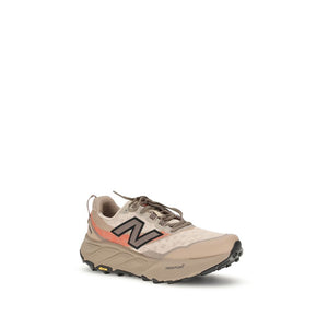 Bunte Polyamid-Sportschuhe