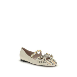 Cremefarbene Ziegenleder-Ballerinas