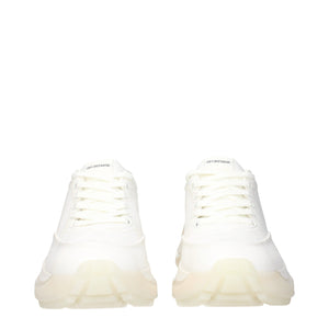 Chunky Sneakers aus weißem Stoff