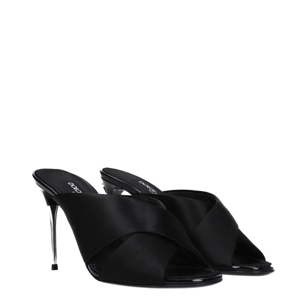 Schwarze Satin-Stilettosandalen
