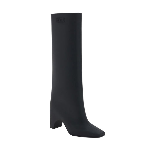 Schwarze Gummistiefel über dem Knie